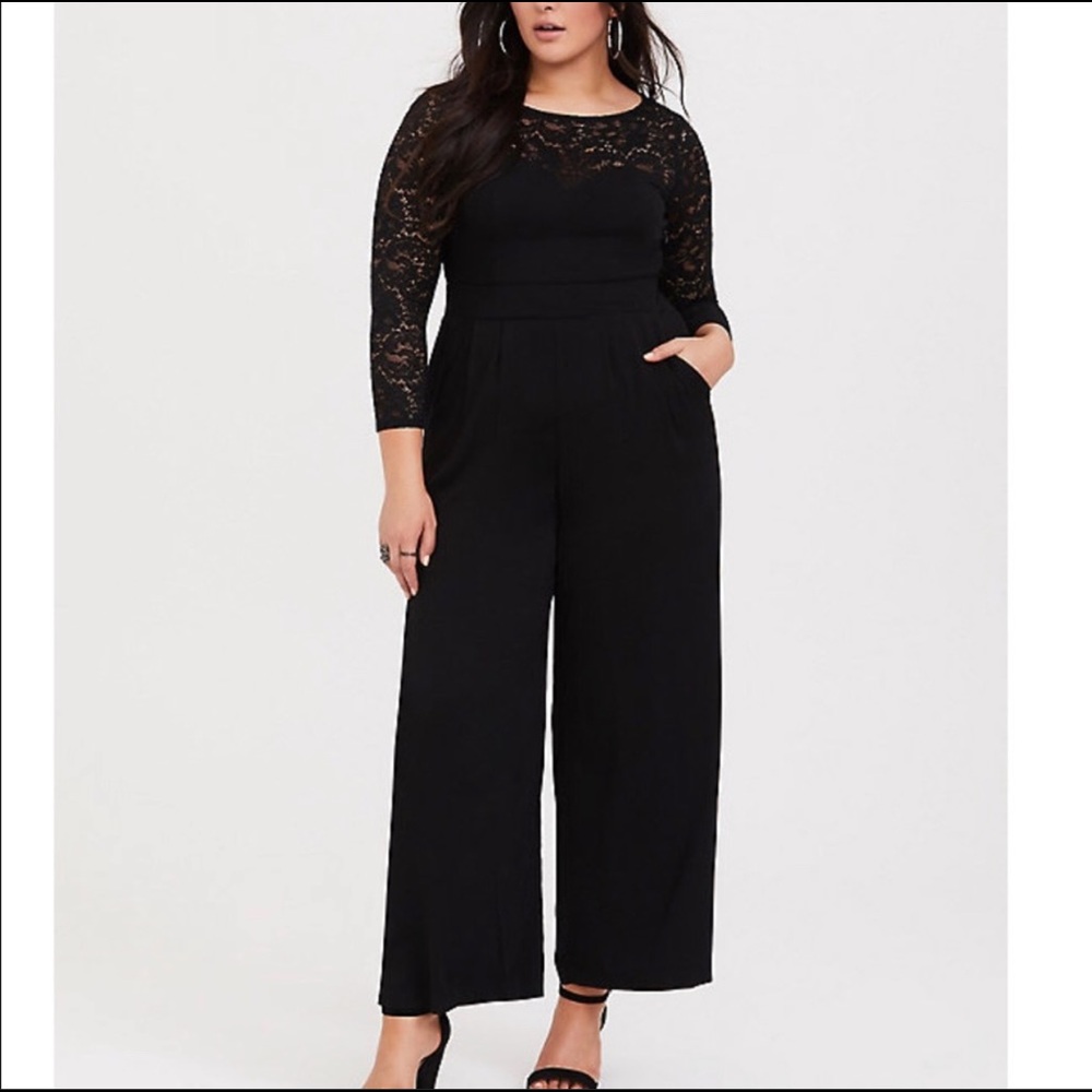 Torrid black lace jumpsuit Size 2